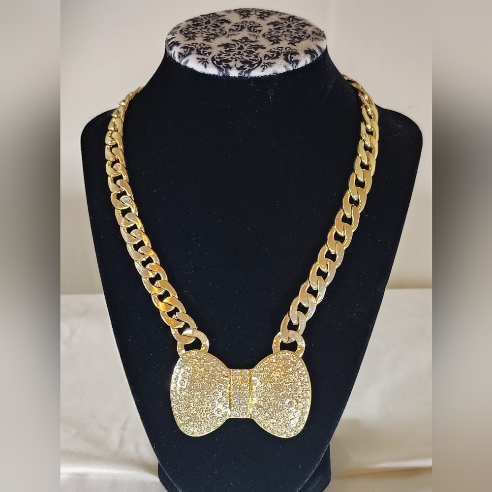 Bow Necklace Cute